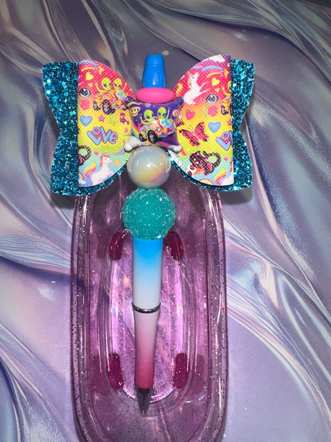 Colorful alien bow pen